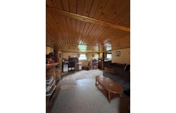 2004 E Valley Road, Smethport, PA 16749