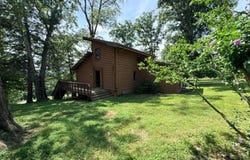 731 Pleasant Grove Rd, Winfield, TN 37892