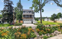 6031 E Pickwick Road, Syracuse, IN 46567-9721