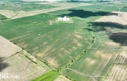 2049 510th Ave, Deep River, IA 52222