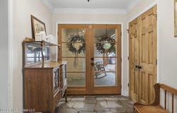 2246 Greenbriar Drive, Jackson, MS 39211