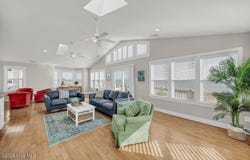 301 Carolina Beach Avenue S, Carolina Beach, NC 28428