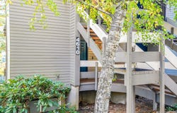 4610 Lower Dr, LakeOswego, OR 97035