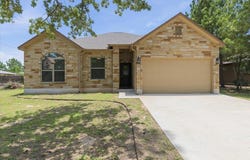145 Cardinal Loop, Paige, TX 78659