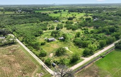 6032 MOUNT OLIVE RD, Adkins, TX 78101