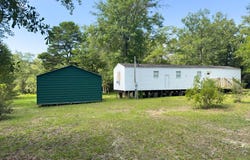 4 Grassy Ln, Poplarville, MS 39470