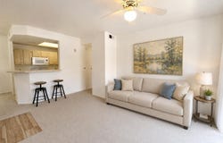3830 E LAKEWOOD Parkway E, Phoenix, AZ 85048