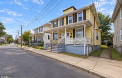 240 FILMORE Street, RIVERSIDE, NJ 08075