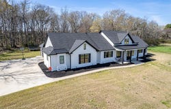 192 Cr 4707, Troup, TX 75789