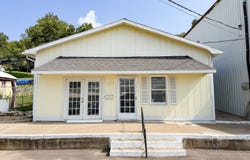 107 E Harrison Street, Brunswick, MO 65236