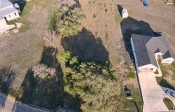 71 River Blf, Castroville, TX 78009