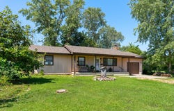 701 E Jackson Street, Marshfield, MO 65706