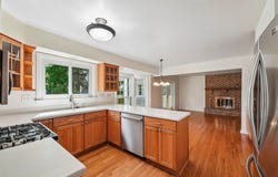 2027 Richton Drive, Wheaton, IL 60189