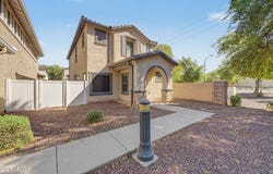 1385 S JOSHUA TREE Lane, Gilbert, AZ 85296