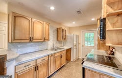 20 Eagle Heights Road, Hiawassee, GA 30546