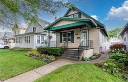 2462 Willow Avenue, Niagara Falls, NY 14305