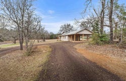 3897 County Road 3110, Atlanta, TX 75551