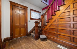 1820 E Walnut Street, Des Moines, IA 50316