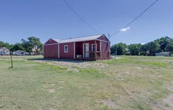 316 S. Elk St., Oberlin, KS 67749