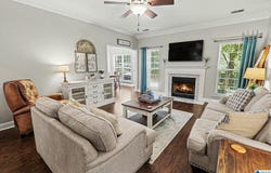160 LAKE FOREST WAY, MAYLENE, AL 35114