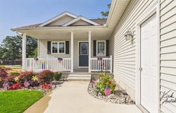 1421 E Addison Way, Muskegon, MI 49445