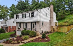 1266 Delfield Dr, Bethel Park, PA 15102