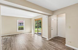 1760 BRISTOL Walk, Hoffman Estates, IL 60169