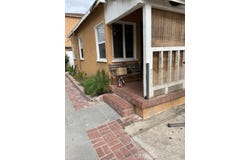 717 W 77th, Los Angeles, CA 90044