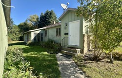 111 E Ave C, Newberry, MI 49868