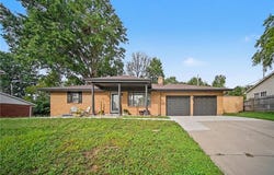 6738 N Madison Avenue, Kansas City, MO 64118