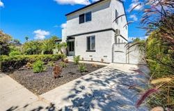 19549 Schoolcraft, Reseda, CA 91335