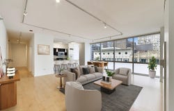8 E Randolph Street, Chicago, IL 60601