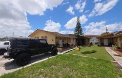 233 E 7th St, Hialeah, FL 33010