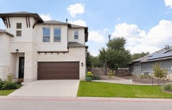 952 Indian Hawthorne Dr, Georgetown, TX 78628