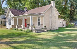 255 MAIN St, Rossville, TN 38066