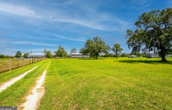 266 Farm Rd., St. George, GA 31562