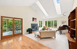 710 Orient Lane, Oriental, NC 28571