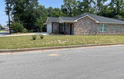 926 S Academy Ave, Tyler, TX 75701