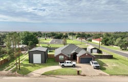 2302 Highland Dr, Lamesa, TX 79331