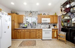 409 Elm ST, Perry, KS 66073