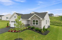5148 Bentgrass Dr, Hempfield Twp, PA 15601