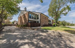714 E Wall Street, Grapevine, TX 76051