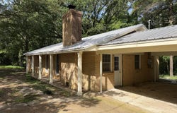 2159 Sunny Lane Road, Benton, MS 39039