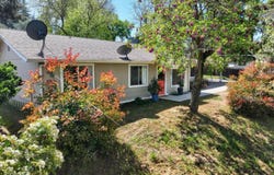 40885 Elliott Drive, Oakhurst, CA 93644