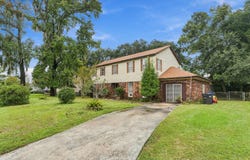 1114 Rosemead Road, Mount Pleasant, SC 29464