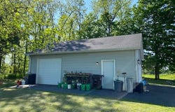 8279 Cronk Highway, Bellevue, MI 49021