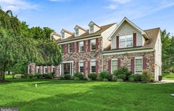 1 PHEASANT RUN RD, NEW HOPE, PA 18938