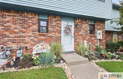 3 Eagle Court, Howell, NJ 07731