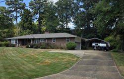 100 LINWOOD DRIVE, HUEYTOWN, AL 35023