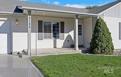 2122 Bitterbrush Ct, Gooding, ID 83330